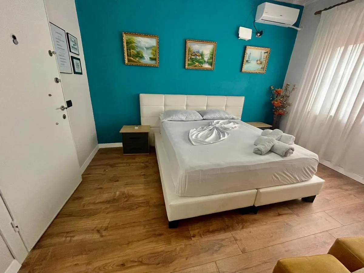 Central Room Private Entry And Bathroom Tiran