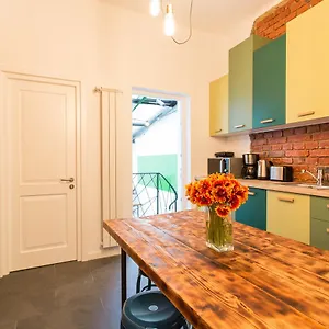 Hostel First Romanya